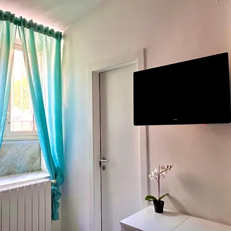 酒店 比萨酒店 *