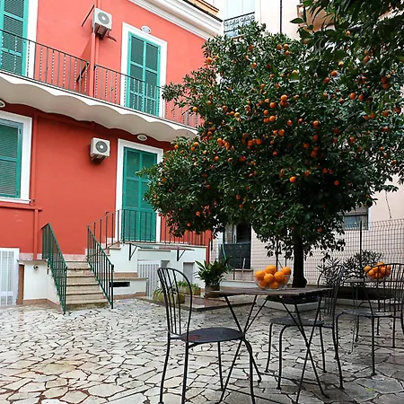 比萨酒店 酒店 *