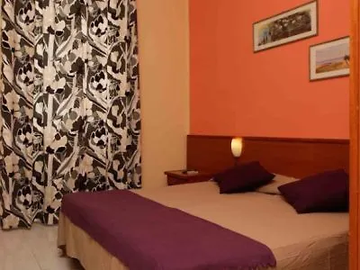 Pisa Hotell *