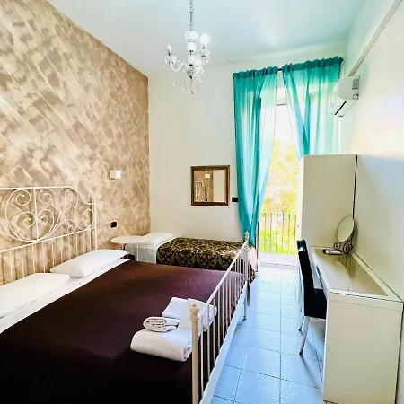 Pisa Hotell *